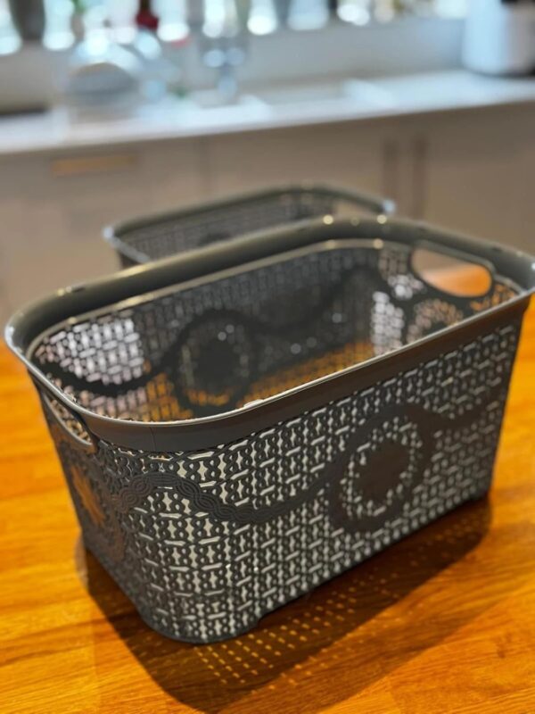 2 White Plastic Storage Basket Unit Bedroom Bathroom Baskets Home Organisers - Image 3