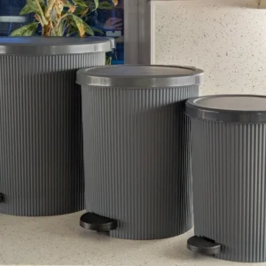 OMS Home Store Grey Plastic Pedal Bin – Rubbish Dustbin for Kitchen, Bathroom or Toilet