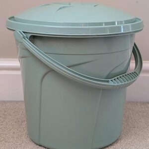 2 x 10L Plastic Bucket with Lid Handle Small Large Storage Bucket Bin Container Measures