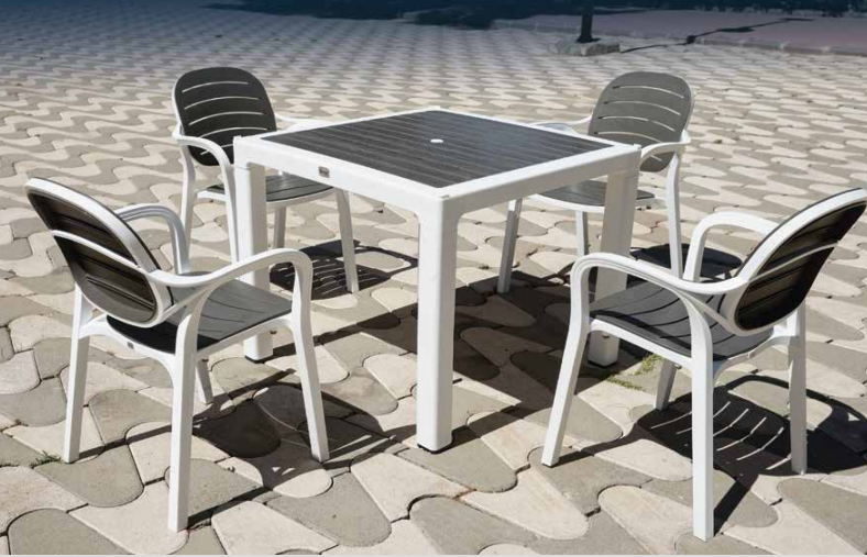 5pcs Garden Patio Outdoor Furniture Set, Patio Plastic Chairs And Table